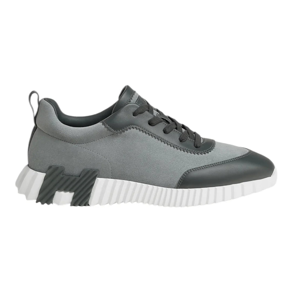 HRMS Sneaker